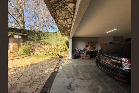 Casa de condomínio para alugar com 660m², 5 quartos e 5 vagasGaragem