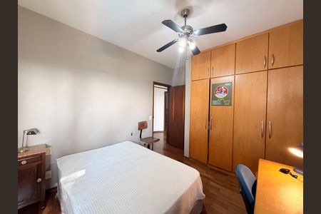 Casa de condomínio para alugar com 660m², 5 quartos e 5 vagasQuarto 5