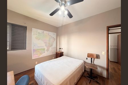 Casa de condomínio para alugar com 660m², 5 quartos e 5 vagasQuarto 5