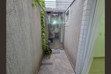 Casa de condomínio para alugar com 53m², 2 quartos e 1 vaga Casa de condomínio para alugar com 53m², 2 quartos e 1 vagaVaranda