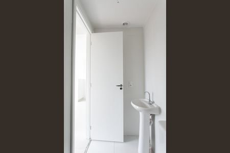 Apartamento à venda com 33m², 2 quartos e 1 vaga Apartamento à venda com 33m², 2 quartos e 1 vagaBanheiro