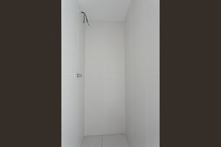 Apartamento à venda com 33m², 2 quartos e 1 vaga Apartamento à venda com 33m², 2 quartos e 1 vagaBanheiro