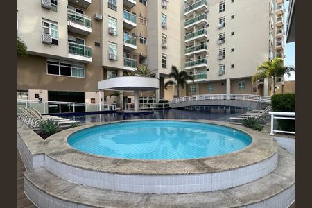 Studio para alugar com 38m², 1 quarto e 1 vaga Studio para alugar com 38m², 1 quarto e 1 vagaÁrea comum - Piscina