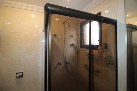 Apartamento à venda com 210m², 4 quartos e 3 vagasQuarto 1 - Banheiro