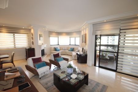 Apartamento à venda com 210m², 4 quartos e 3 vagasSala