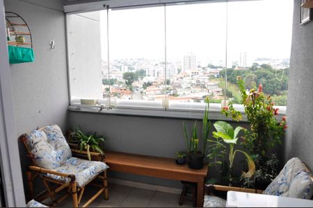 Apartamento à venda com 74m², 3 quartos e 2 vagas Apartamento à venda com 74m², 3 quartos e 2 vagasDetalhe - Varanda da Sala
