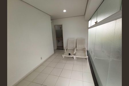 Apartamento à venda com 74m², 3 quartos e 2 vagas Apartamento à venda com 74m², 3 quartos e 2 vagasSaúna