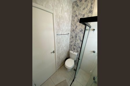 Banheiro de casa de condomínio à venda com 3 quartos, 117m² em Cidade Nova, Jundiaí