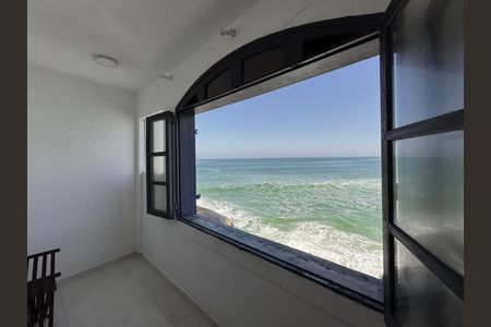 Varanda de apartamento para alugar com 1 quarto, 27m² em Barra de Guaratiba, Rio de Janeiro