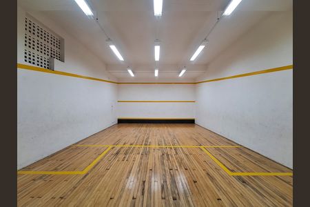 Apartamento para alugar com 69m², 3 quartos e 2 vagas Apartamento para alugar com 69m², 3 quartos e 2 vagasQuadra squash