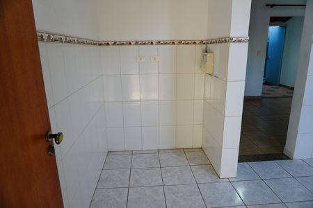 Casa para alugar com 88m², 3 quartos e 2 vagasCozinha