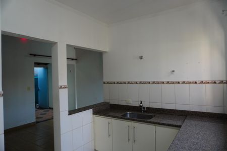 Casa para alugar com 88m², 3 quartos e 2 vagasCozinha