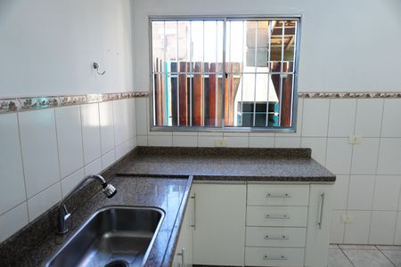 Casa para alugar com 88m², 3 quartos e 2 vagasCozinha