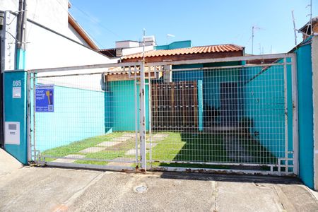 Casa para alugar com 88m², 3 quartos e 2 vagasFachada Plaquinha YEQA-178