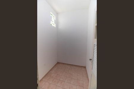 Apartamento à venda com 85m², 3 quartos e sem vaga Apartamento à venda com 85m², 3 quartos e sem vagaQuarto de Serviço