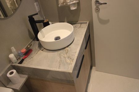 Apartamento à venda com 79m², 2 quartos e 1 vagaBanheiro social 