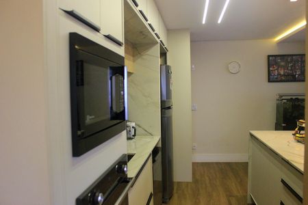 Apartamento à venda com 79m², 2 quartos e 1 vagaCozinha 