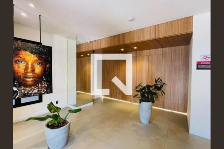 Apartamento à venda com 79m², 2 quartos e 1 vaga Apartamento à venda com 79m², 2 quartos e 1 vagaÁrea comum