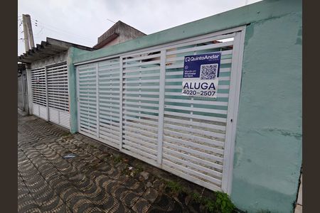 Fachada de casa para alugar com 2 quartos, 65m² em Guilhermina, Praia Grande