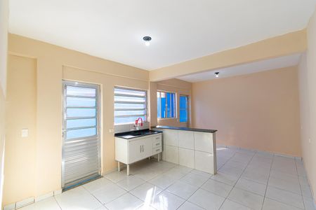 Casa para alugar com 35m², 1 quarto e sem vaga Casa para alugar com 35m², 1 quarto e sem vagaCozinha