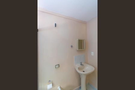 Casa para alugar com 35m², 1 quarto e sem vaga Casa para alugar com 35m², 1 quarto e sem vagaBanheiro