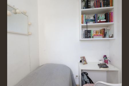 Apartamento à venda com 80m², 3 quartos e 2 vagasQuarto 2