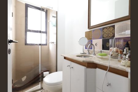 Apartamento à venda com 80m², 3 quartos e 2 vagasBanheiro da Suíte