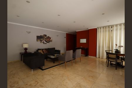 Apartamento à venda com 80m², 3 quartos e 2 vagasHall social