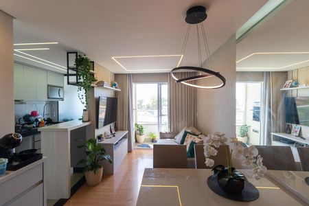 Apartamento para alugar com 55m², 2 quartos e 1 vagaSalas