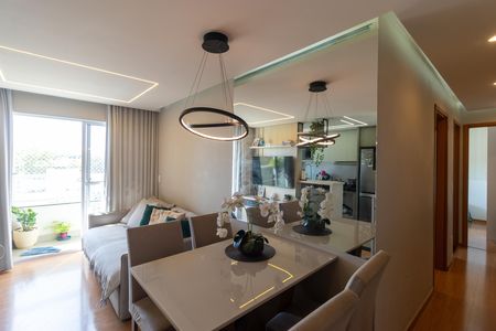 Apartamento para alugar com 55m², 2 quartos e 1 vagaSalas