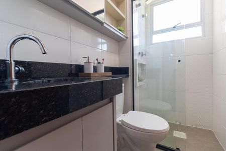 Apartamento para alugar com 55m², 2 quartos e 1 vagaBanheiro 