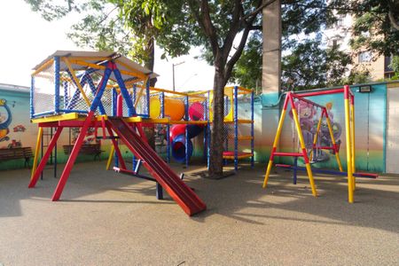 Apartamento à venda com 60m², 3 quartos e 1 vaga Apartamento à venda com 60m², 3 quartos e 1 vagaÁrea comum - Playground