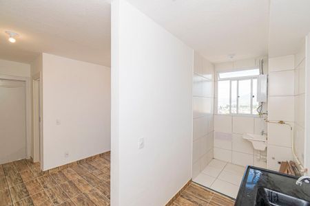 Cozinha de apartamento à venda com 2 quartos, 40m² em Bonsucesso, Rio de Janeiro