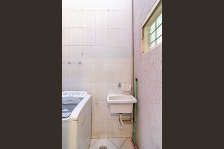Casa à venda com 85m², 3 quartos e 1 vagaÁrea de Serviço 1