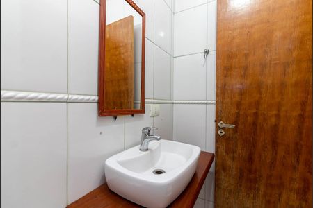 Casa à venda com 85m², 3 quartos e 1 vagaBanheiro 3