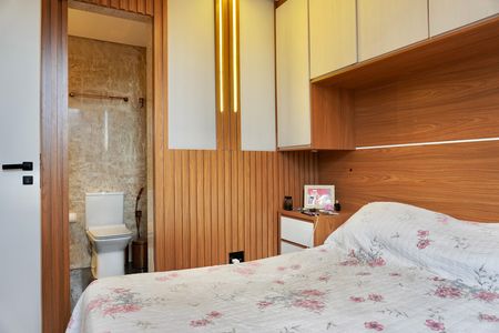 Apartamento à venda com 90m², 3 quartos e 2 vagas Apartamento à venda com 90m², 3 quartos e 2 vagasSuíte