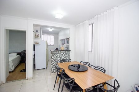 Apartamento à venda com 98m², 2 quartos e 1 vaga Apartamento à venda com 98m², 2 quartos e 1 vagaSala