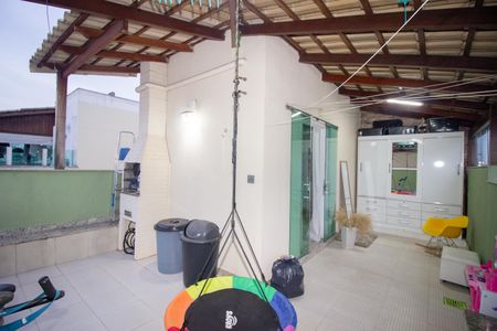 Apartamento à venda com 98m², 2 quartos e 1 vaga Apartamento à venda com 98m², 2 quartos e 1 vagaCobertura