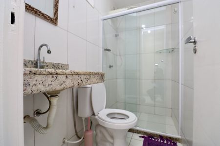 Casa de condomínio para alugar com 45m², 1 quarto e 1 vaga Casa de condomínio para alugar com 45m², 1 quarto e 1 vagaBanheiro