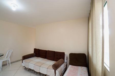 Sala de casa de condomínio para alugar com 1 quarto, 45m² em Praia do Flamengo, Salvador
