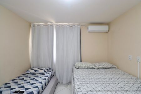 Quarto de casa de condomínio para alugar com 1 quarto, 45m² em Praia do Flamengo, Salvador