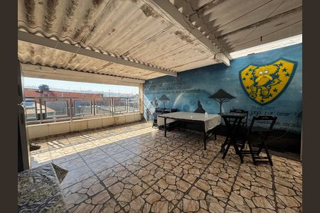 Casa à venda com 182m², 4 quartos e 2 vagas Casa à venda com 182m², 4 quartos e 2 vagasVaranda gourmet