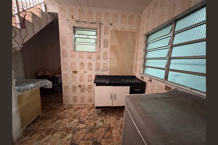Casa à venda com 182m², 4 quartos e 2 vagas Casa à venda com 182m², 4 quartos e 2 vagasÁrea de Serviço