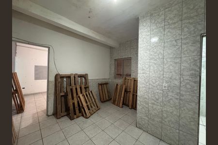 Casa à venda com 182m², 4 quartos e 2 vagas Casa à venda com 182m², 4 quartos e 2 vagasQuarto - Casa 1