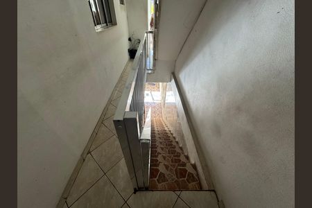 Casa à venda com 182m², 4 quartos e 2 vagas Casa à venda com 182m², 4 quartos e 2 vagasacesso
