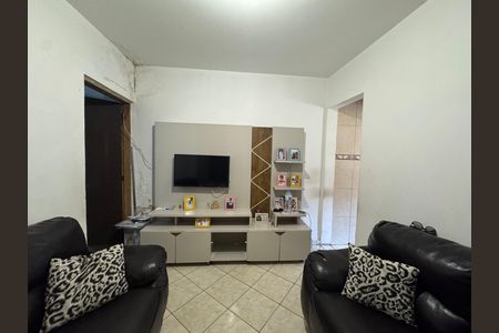 Casa à venda com 182m², 4 quartos e 2 vagas Casa à venda com 182m², 4 quartos e 2 vagasSala - Casa 2