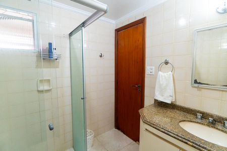 Apartamento à venda com 76m², 2 quartos e 1 vaga Apartamento à venda com 76m², 2 quartos e 1 vagaBanheiro