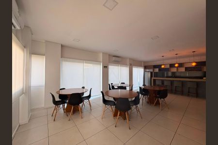 Apartamento à venda com 61m², 1 quarto e 2 vagas Apartamento à venda com 61m², 1 quarto e 2 vagasÁrea comum - Salão de festas
