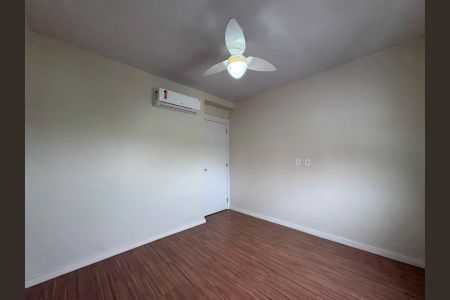 Apartamento à venda com 61m², 1 quarto e 2 vagas Apartamento à venda com 61m², 1 quarto e 2 vagasQuarto 1