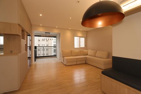 Apartamento à venda com 75m², 2 quartos e 1 vagaSala